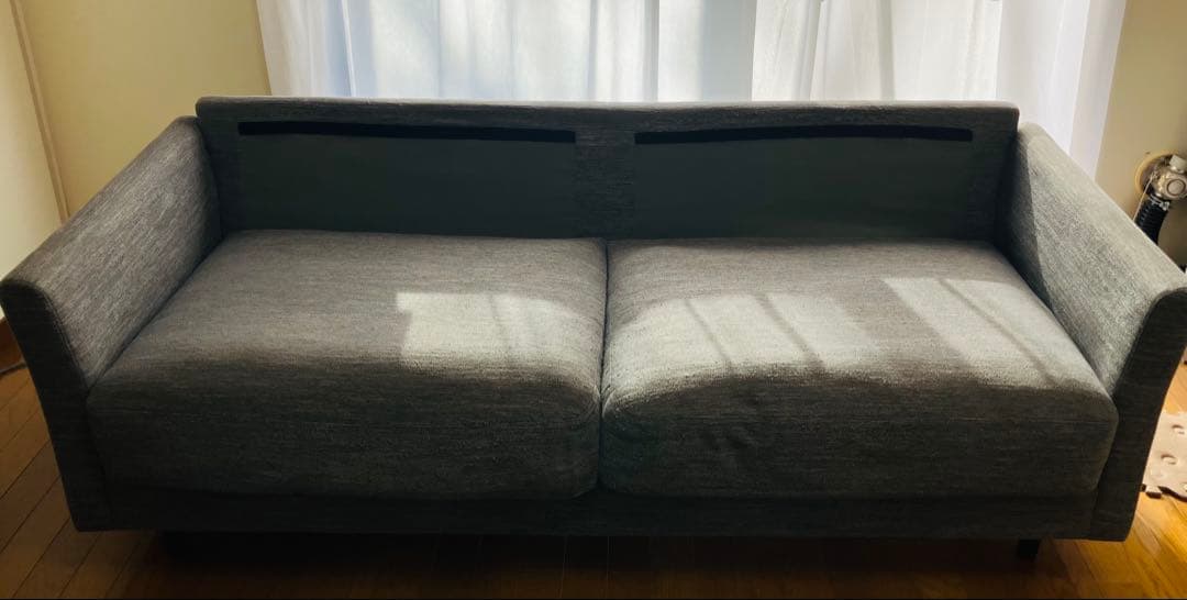 【ニトリ　匿名配送】ダークグレー 3人掛けソファ ヘッドレスト付き