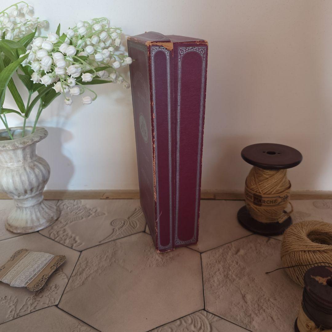 専用となります　フランスアンティーク　糸箱　デットストック糸付き　裁縫　収納箱