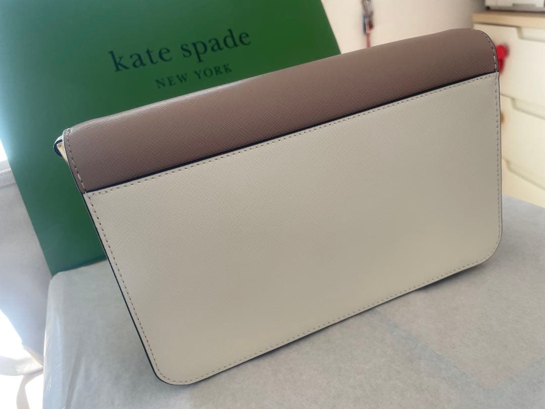 ケイトスペード♠️クロスボディ　バッグ