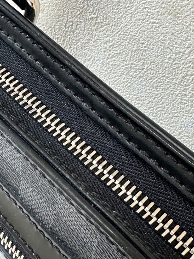 LOUIS VUITTON ルイ・ヴィトン トマスダミエグラフィットキャンバス