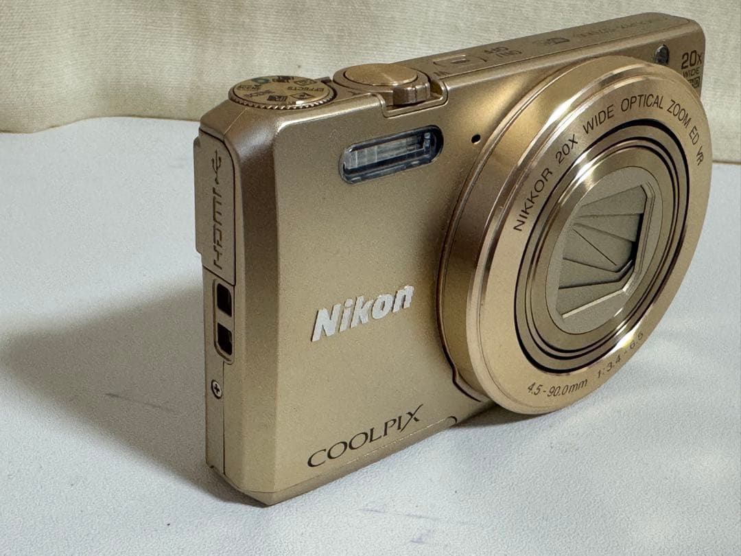 Nikon COOLPIX S7000 ゴールド