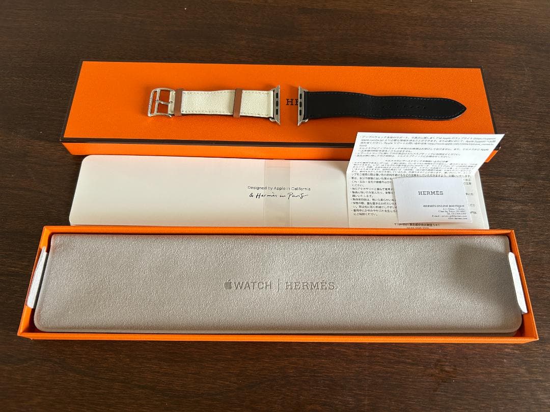 Apple Watch HERMESレザーベルト ホワイト&ブラック 45mm