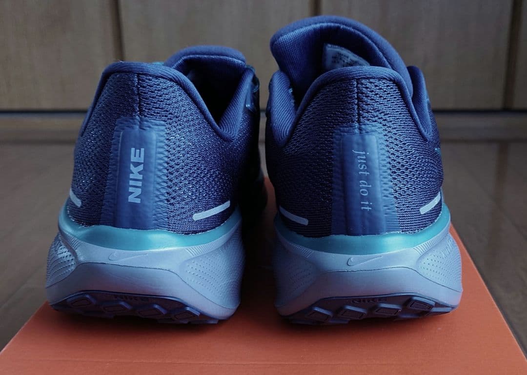 NIKE　メンズランニングシューズ　ペガサス 41 　28.5センチ