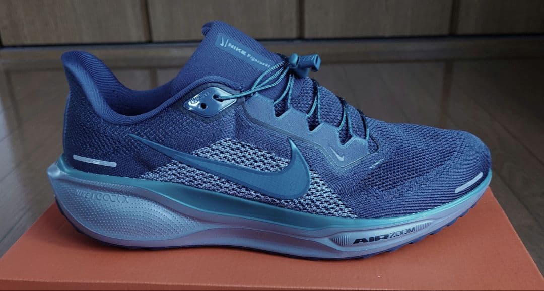 NIKE　メンズランニングシューズ　ペガサス 41 　28.5センチ