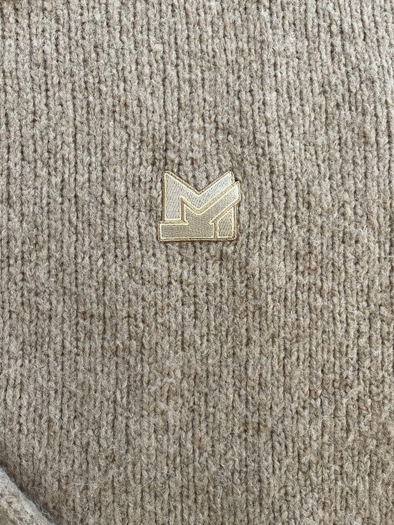 ☆極美品！☆MAISON KITSUNÉ ベージュ　ニットセーター　Mサイズ