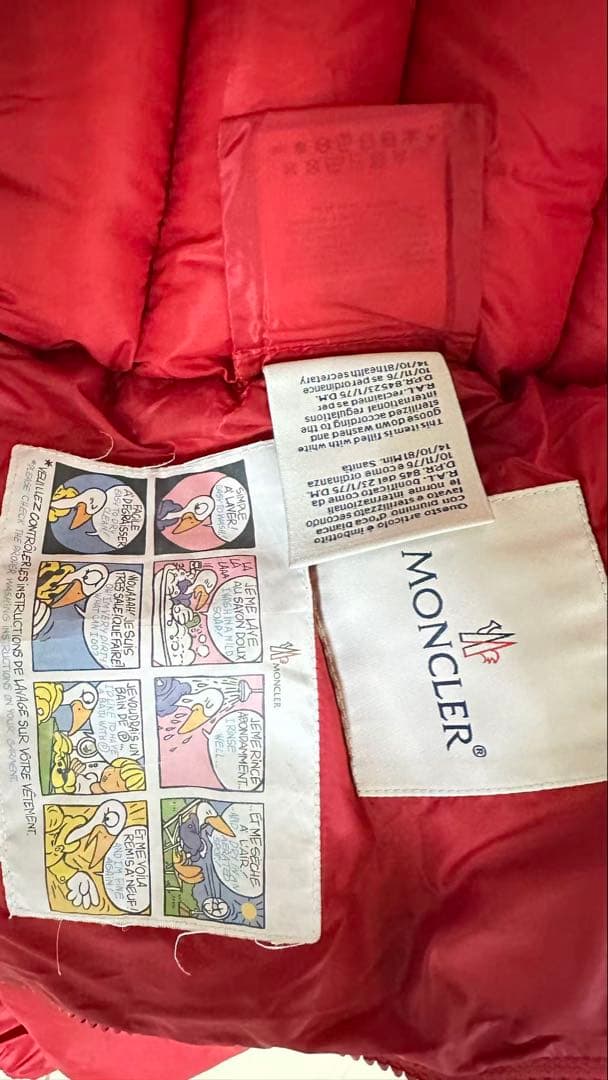 MONCLER フード付きダウンジャケット レッド 116cm 6a