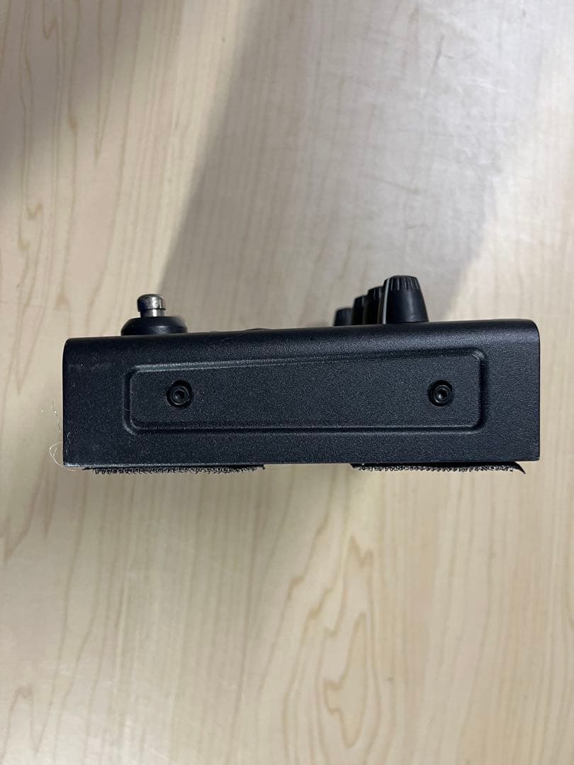 ■TC-HELICON Voicetone Synth ボーカルエフェクター