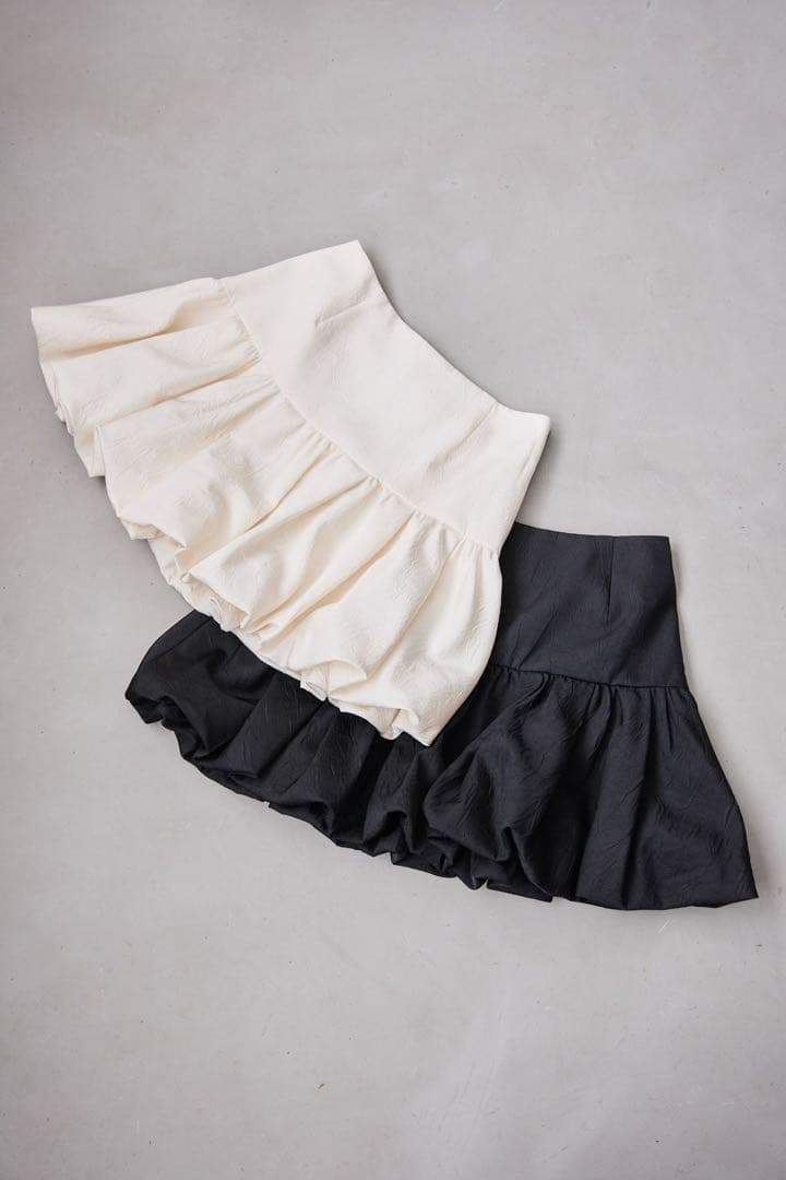 【新品未使用】herlipto Bubble Mini Skirt