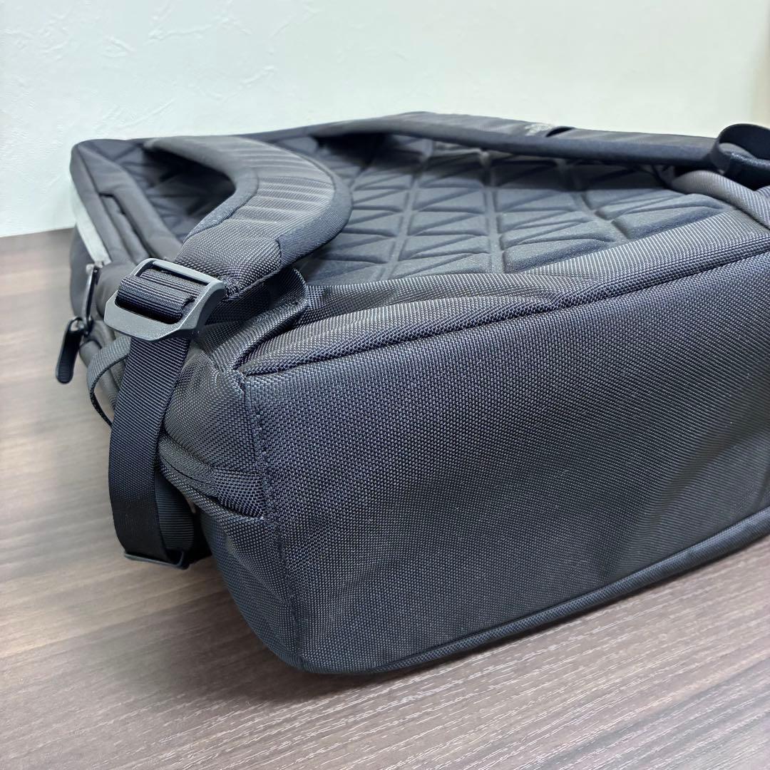 ザ・ノース・フェイス シャトルデイパック　NM82329 ブラック(K)24L