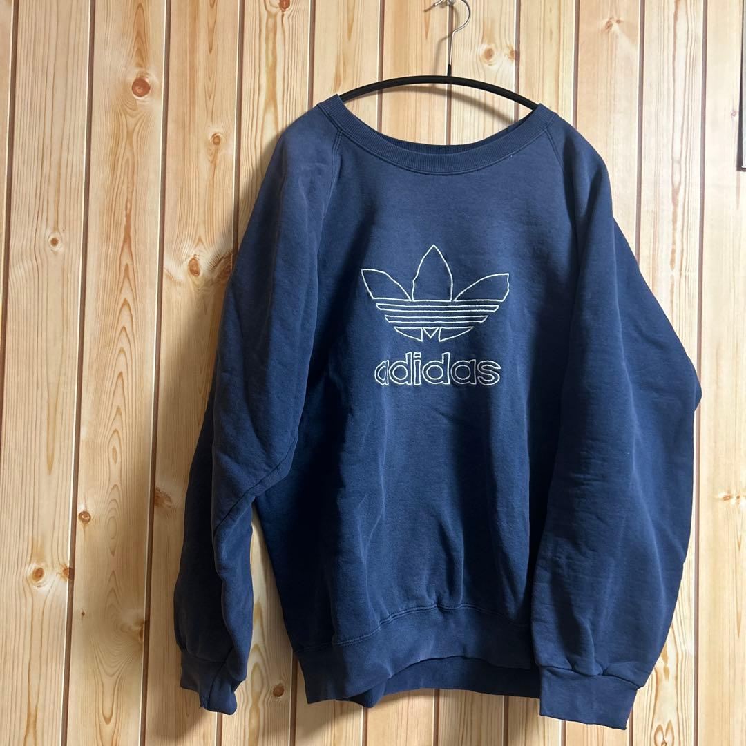 adidas ネイビー トレーナー　古着