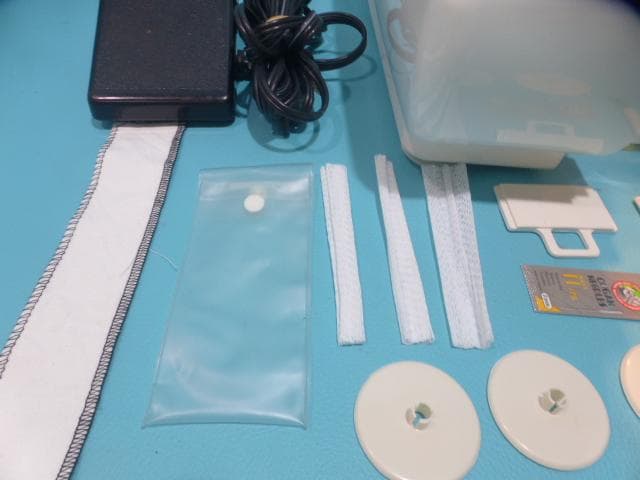 超美品●ＪＵＫＩ ロックミシン 衣縫人 BL-34EXS　 1本針3本糸●K-B