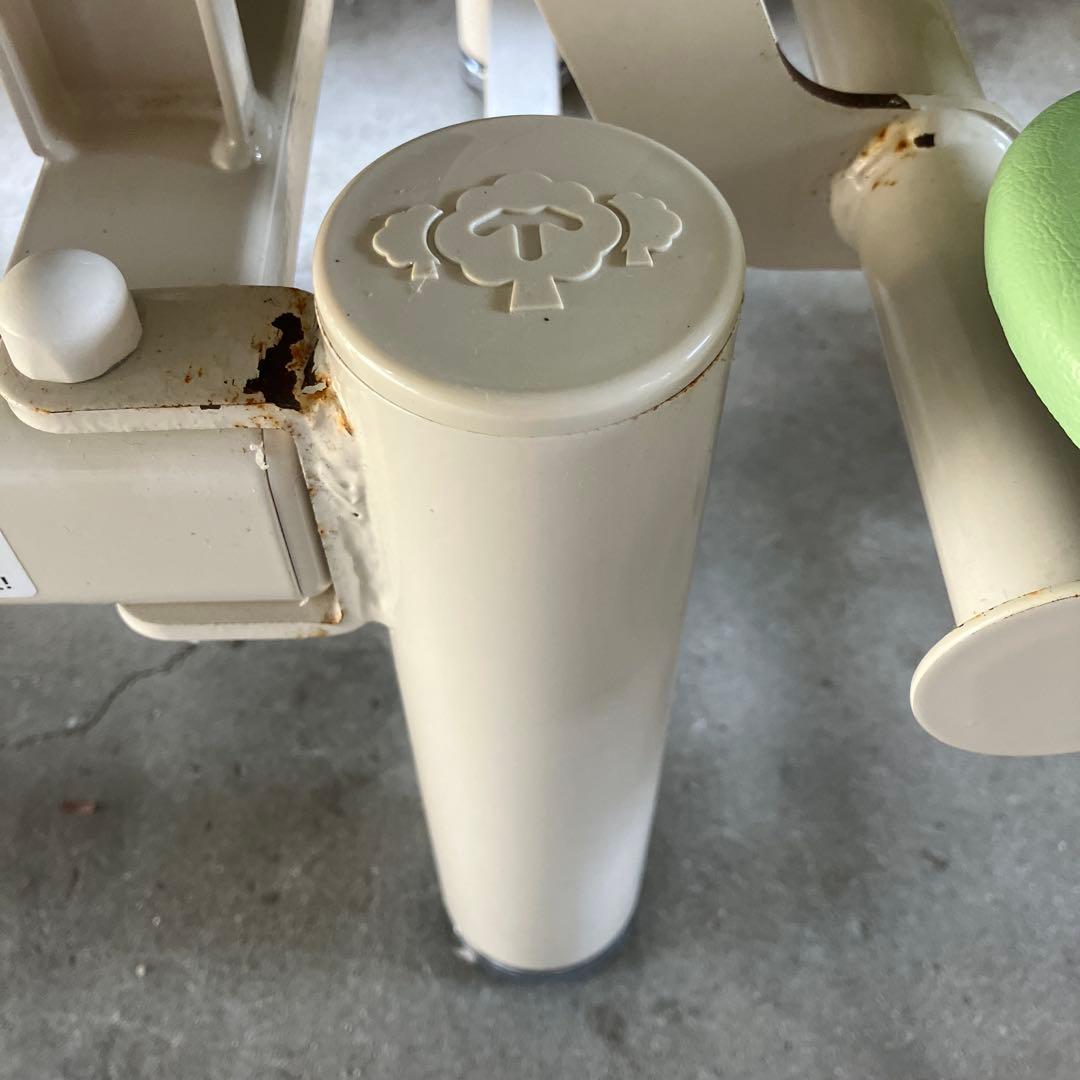 スクエアエニクス　高田ベッド 施術ベッド 手動昇降 ライトグリーン