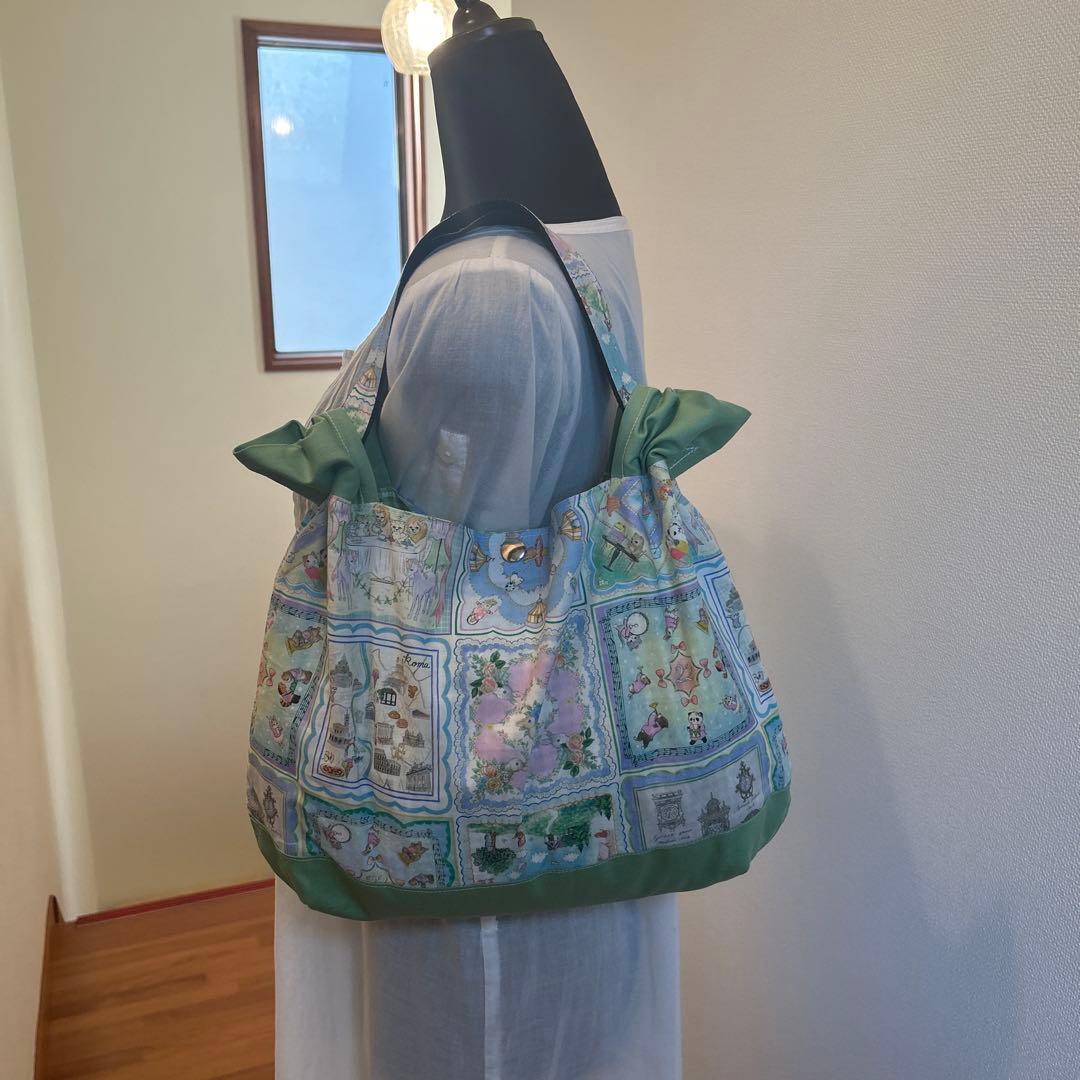 ルー♡ジョリーフルール 縦型スマホショルダー