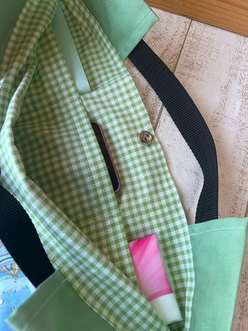 ルー♡ジョリーフルール 縦型スマホショルダー