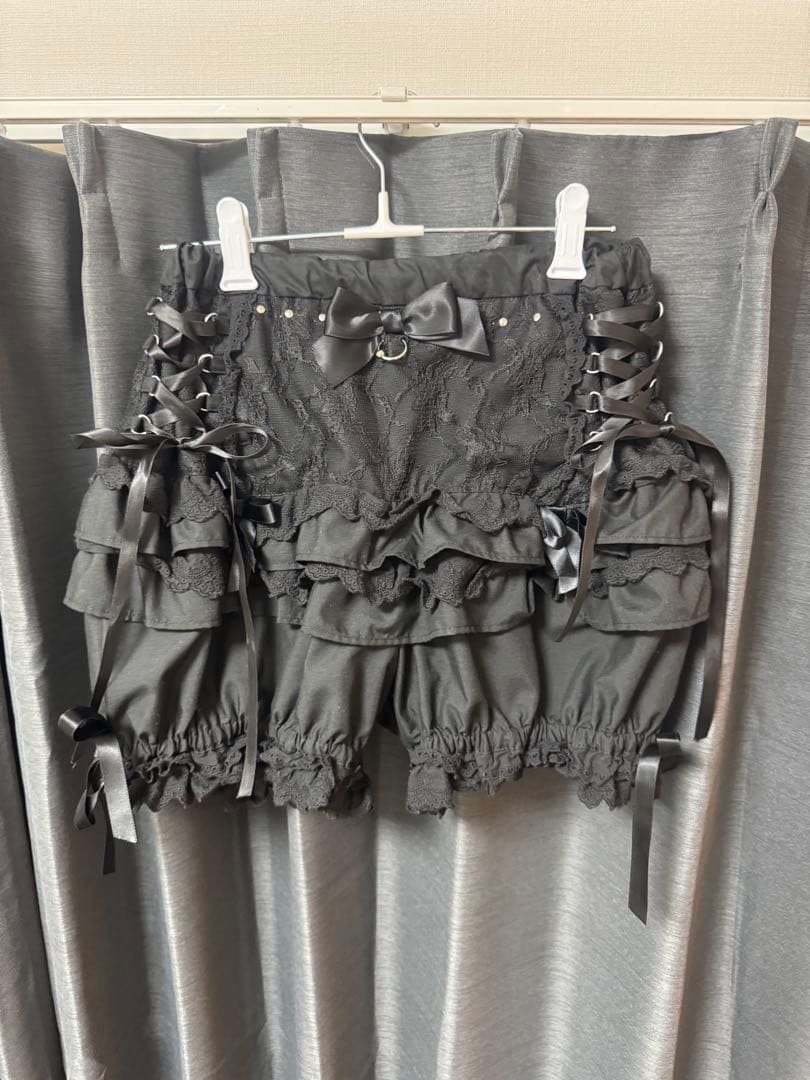 AVENCHUMU ショートパンツ