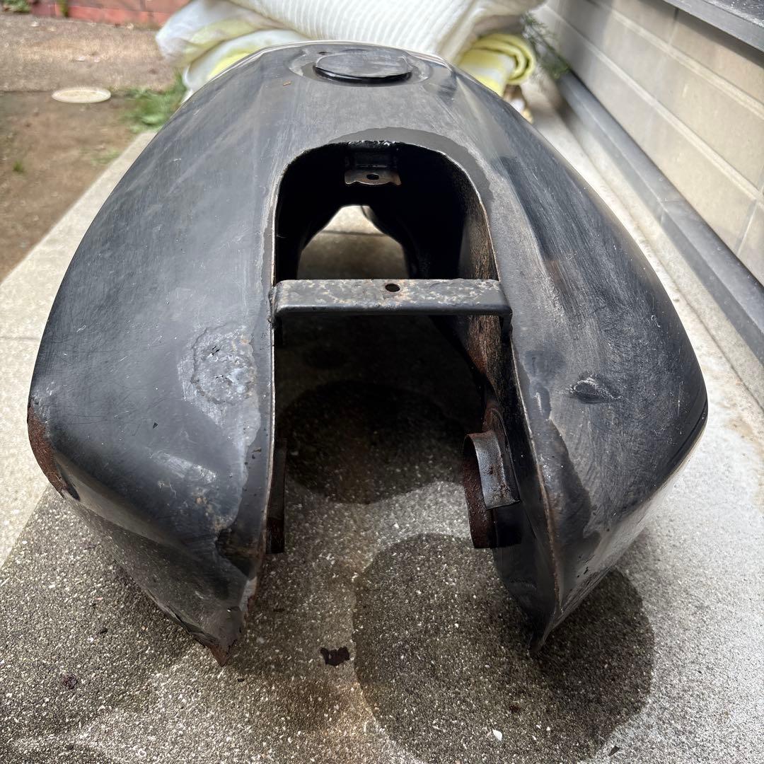 【まるポ】Kawasaki GPZ400F2 純正ガソリンタンク（赤×黒）