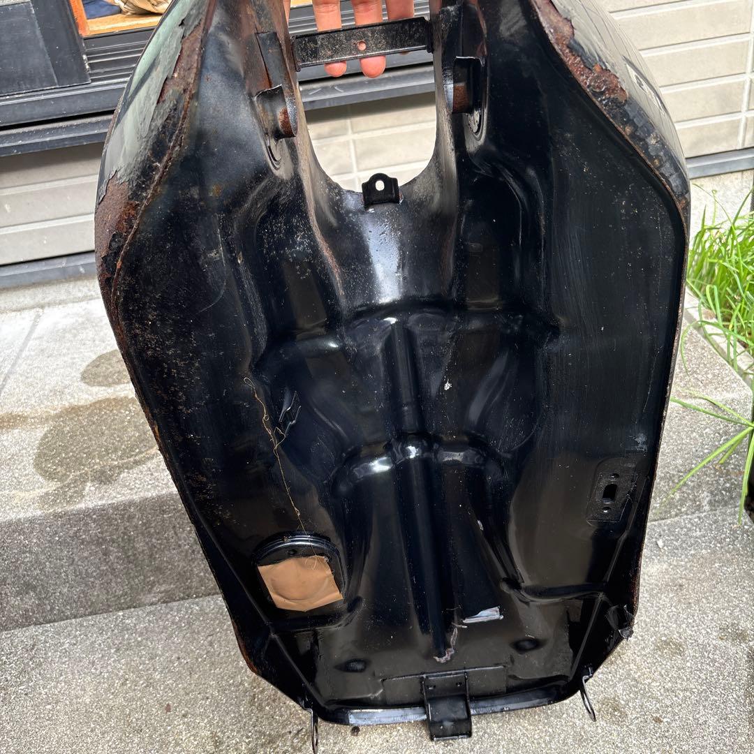 【まるポ】Kawasaki GPZ400F2 純正ガソリンタンク（赤×黒）