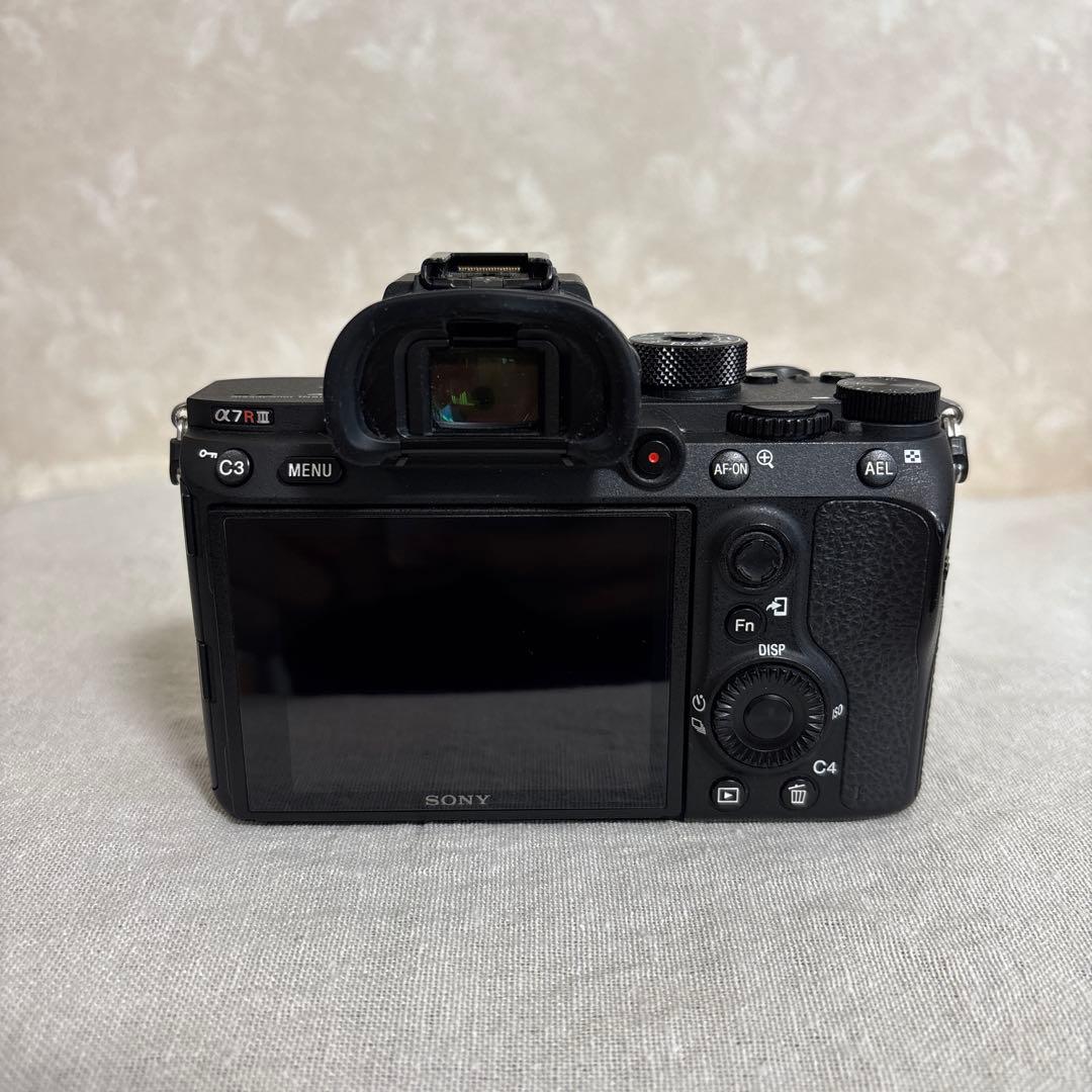 ☆専用　SONY デジタルカメラ　α7RⅢ ILCE-7RM3