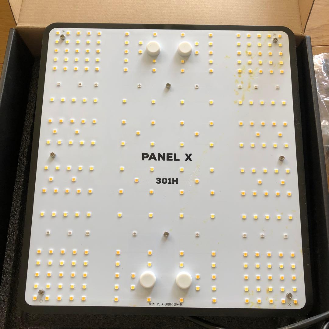 お得品　Brim パネルX 301H 100W 4000K-4300K