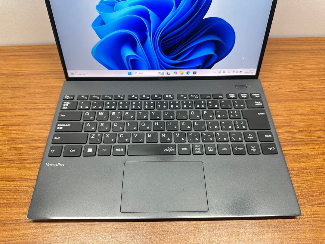 NEC PC-VKT45G i5-1155G7 14インチ 8/512Gb