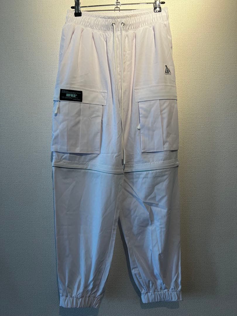 FR2 沖縄　月桃　ホワイト カーゴパンツ レディース