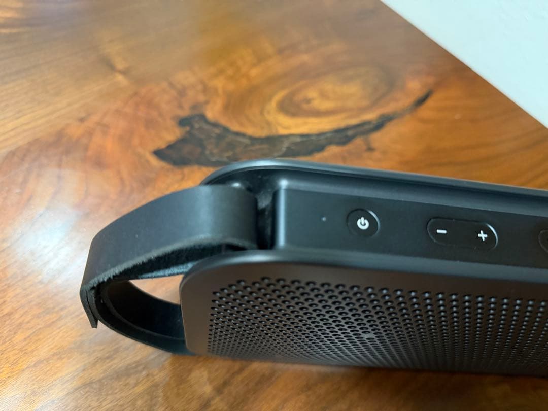 スピーカー・ウーファー Bang&Olufsen BeoPlay A2