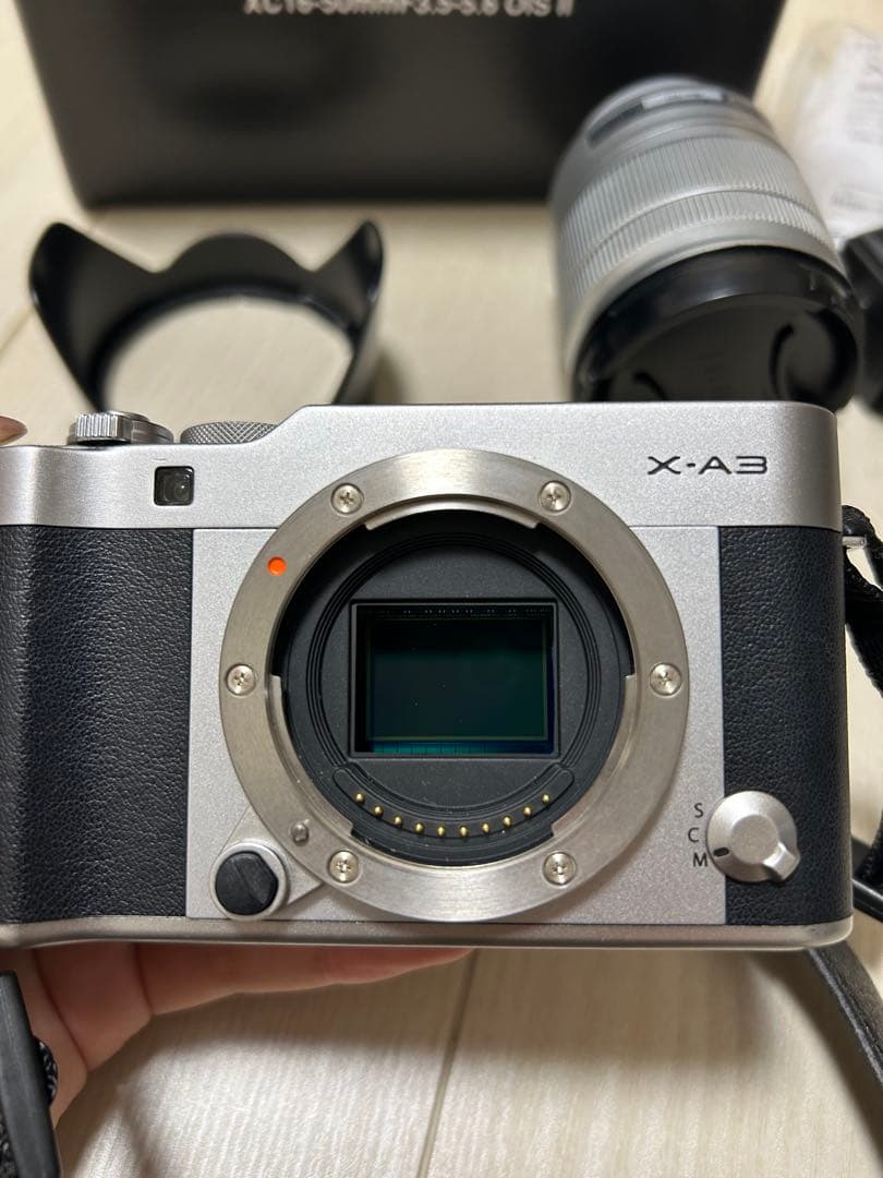 Fujifilm X-A3 ミラーレスカメラ