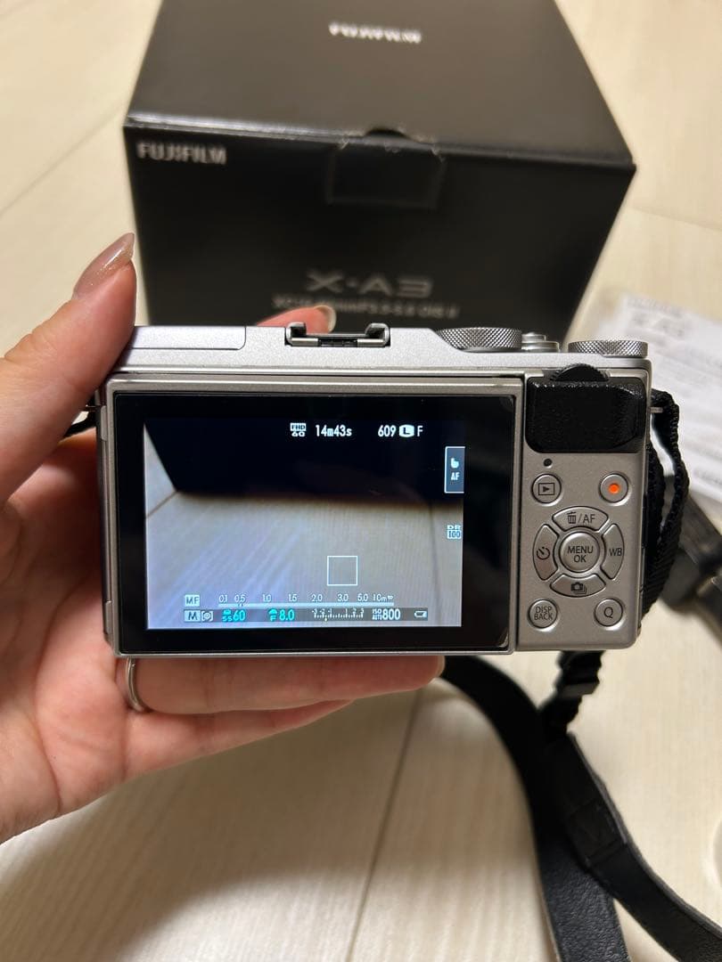 Fujifilm X-A3 ミラーレスカメラ