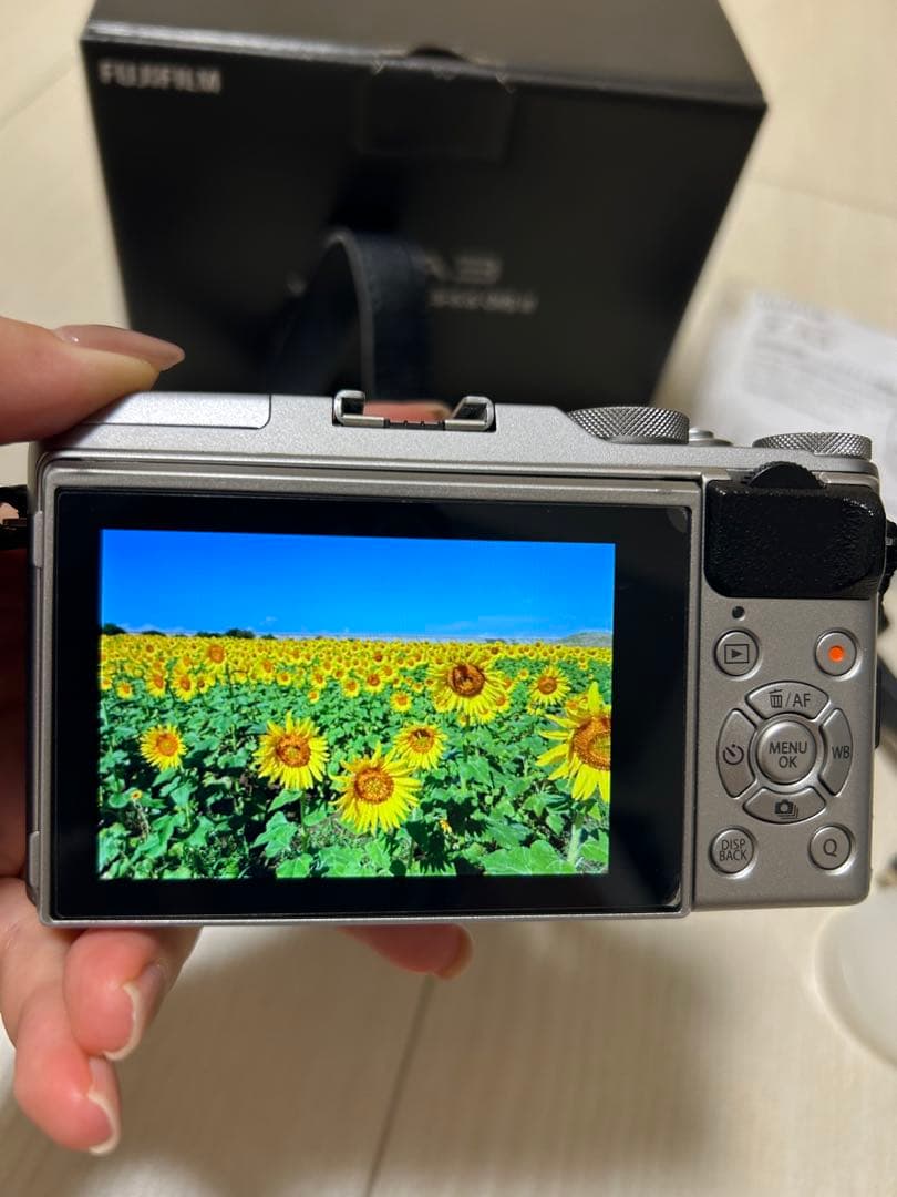 Fujifilm X-A3 ミラーレスカメラ