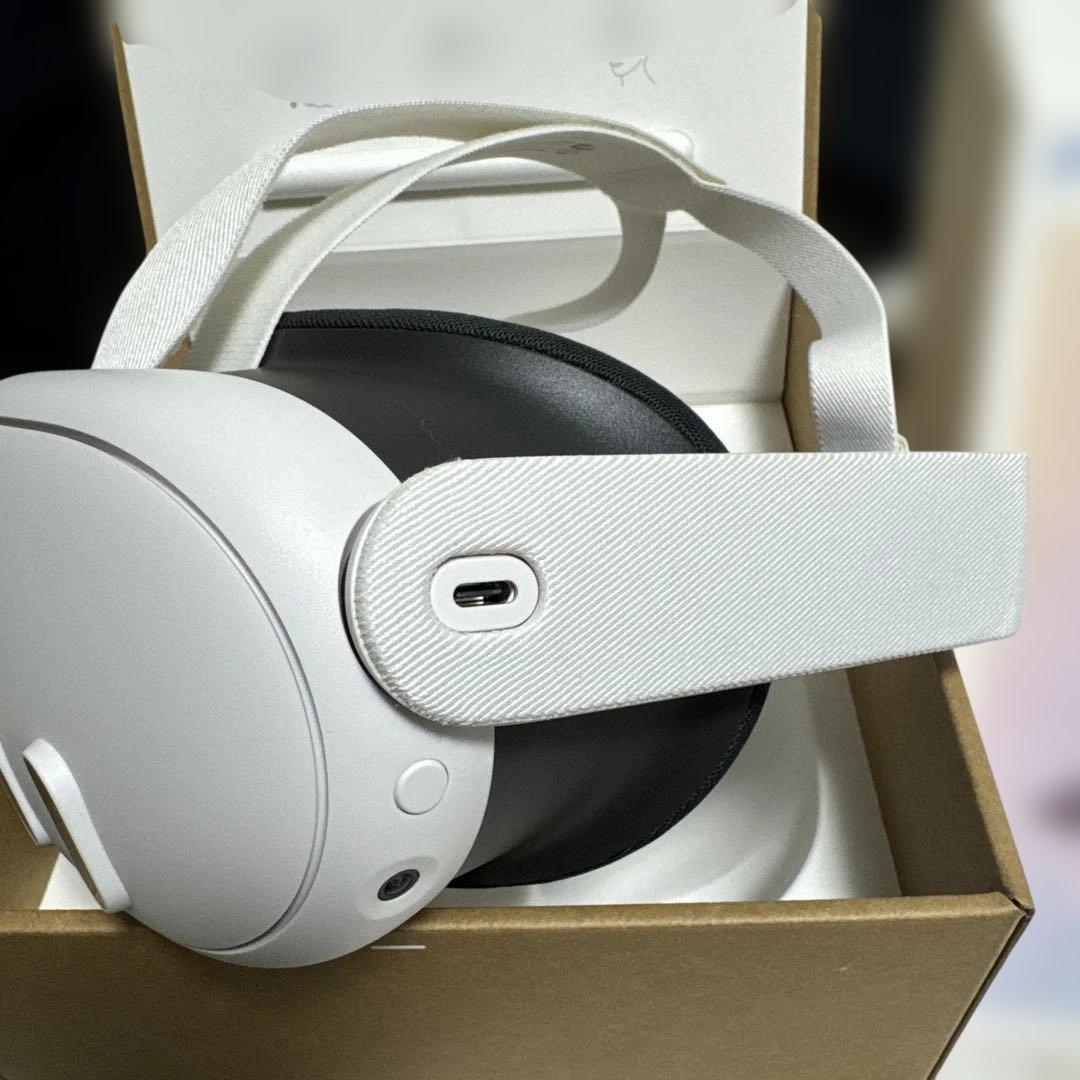 【ほぼ未使用品】 Quest 3 128GB+アタッチメント類 セット