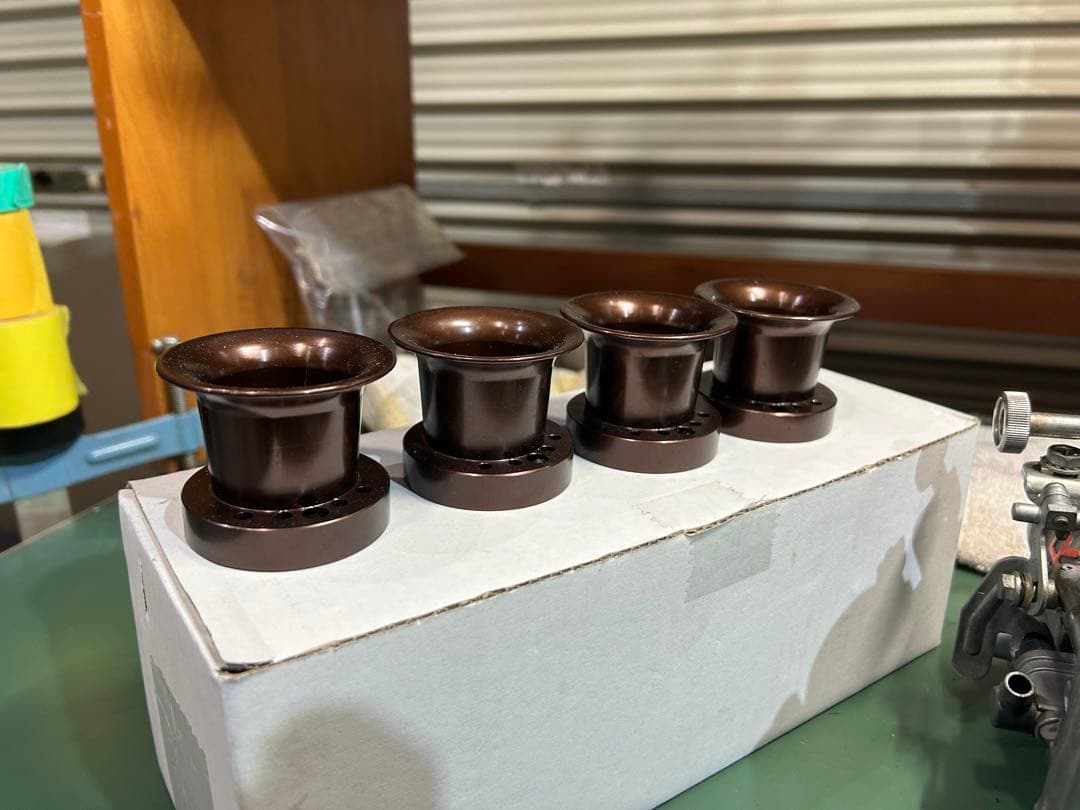 ブラウンアルマイトファンネルCR キャブレター　スモールボディ