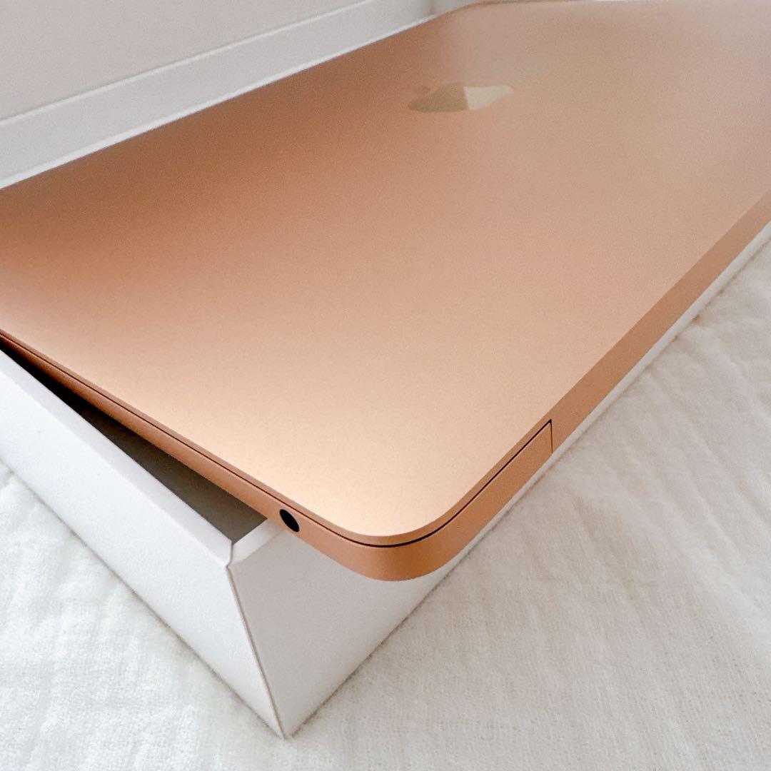 女性使用/美品◎MacBook Air M1 8GB 256GB ゴールド
