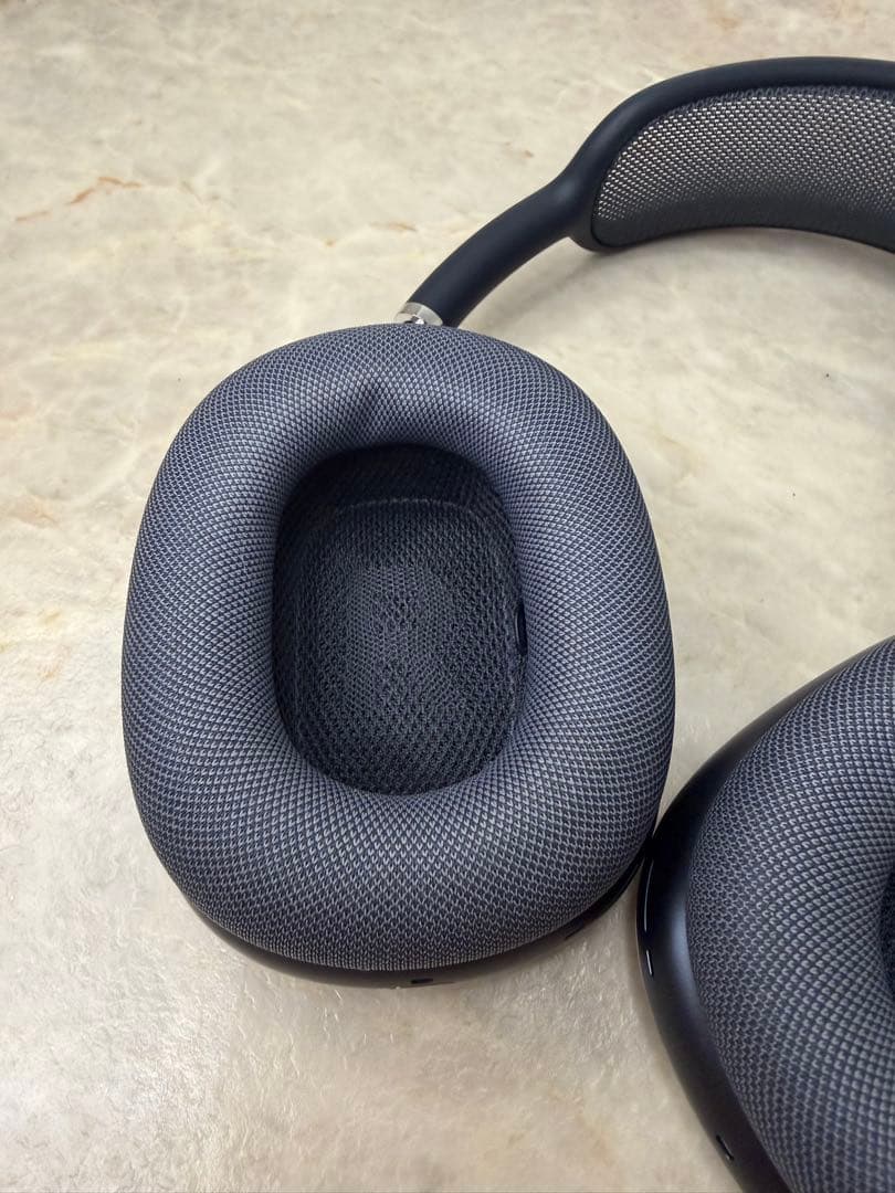 Apple AirPods Max 第二世代 ミッドナイト 充電ケース付き