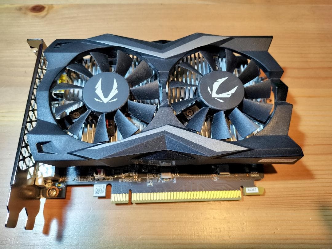 グラフィックボード GeForce GTX 1650 SUPER 4GB