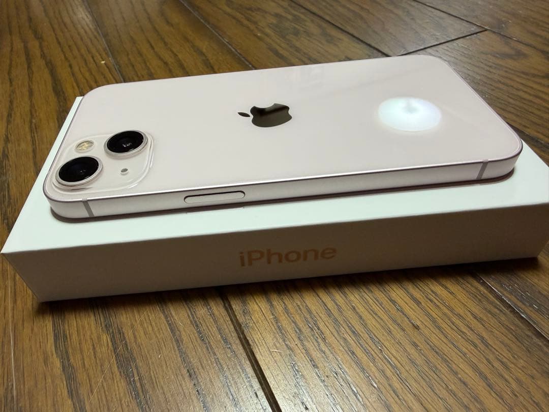 y*n様 iPhone 13 本体　ピンク　256 iPhone13 256GB