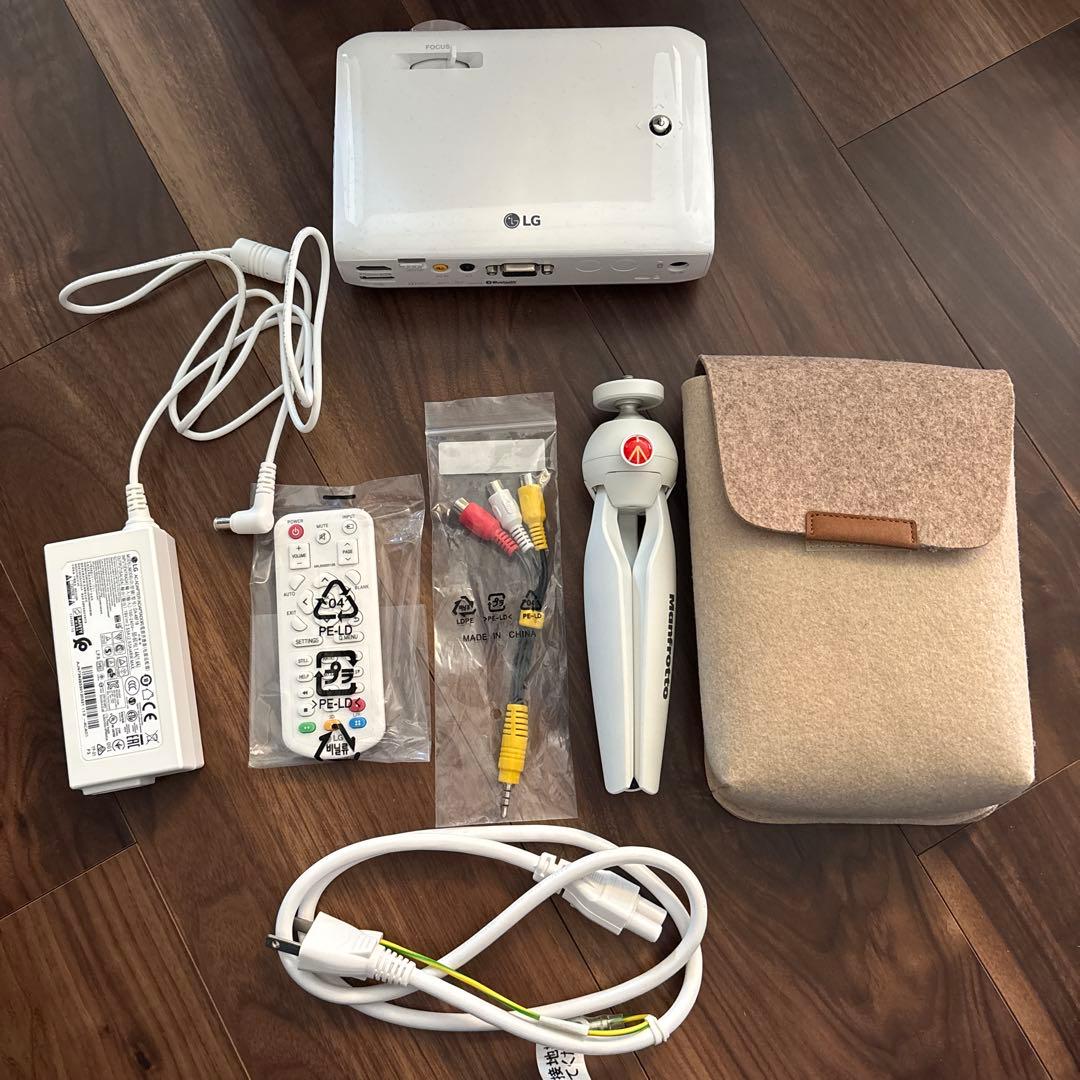 LG 超小型プロジェクター　PH550G