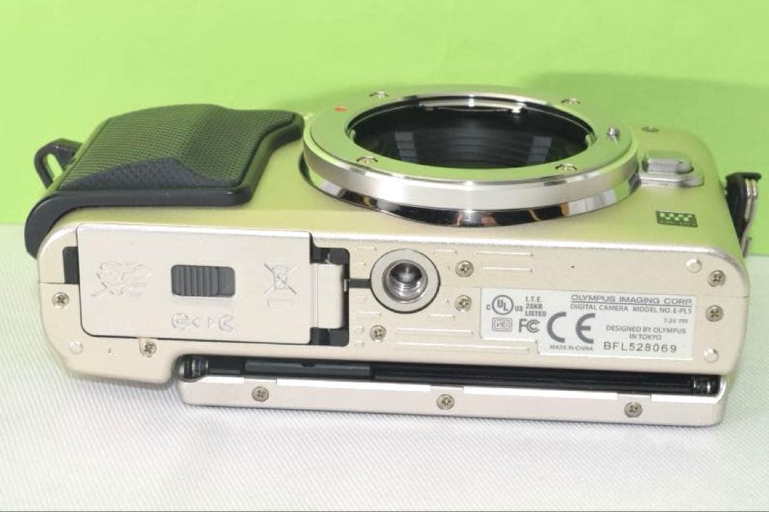 OLYMPUS E-PL5 ☆送料無料☆