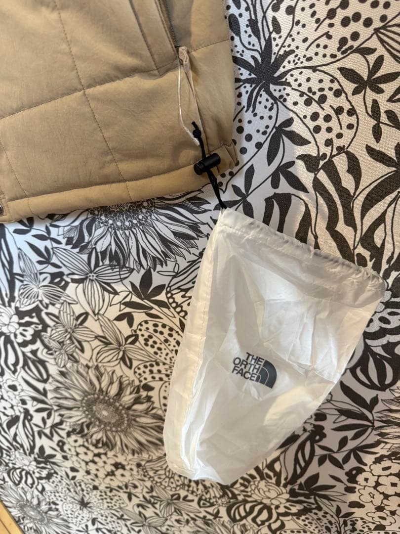 THE NORTH FACE ベージュ キルティングベスト