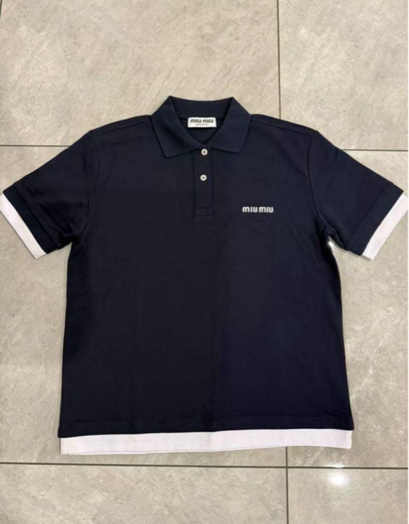 miu miu ミュウミュウ　ポロシャツ
