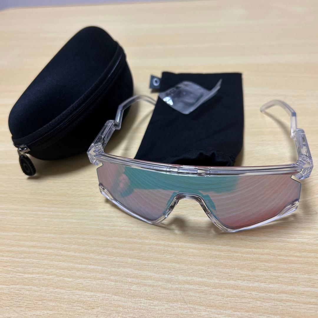 クリアフレーム スポーツサングラス