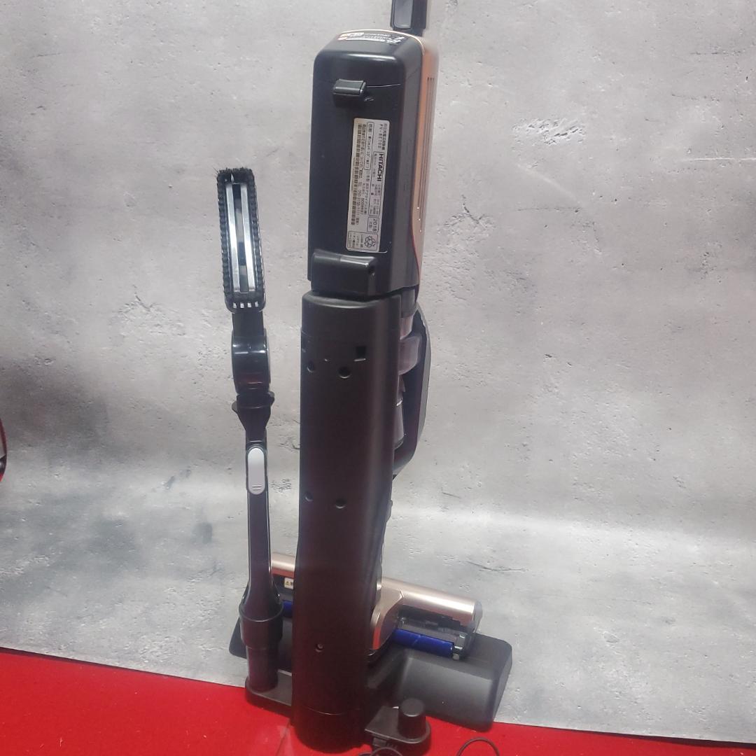 HITACHI/日立 充電式掃除機サイクロンクリーナー PV-BE700