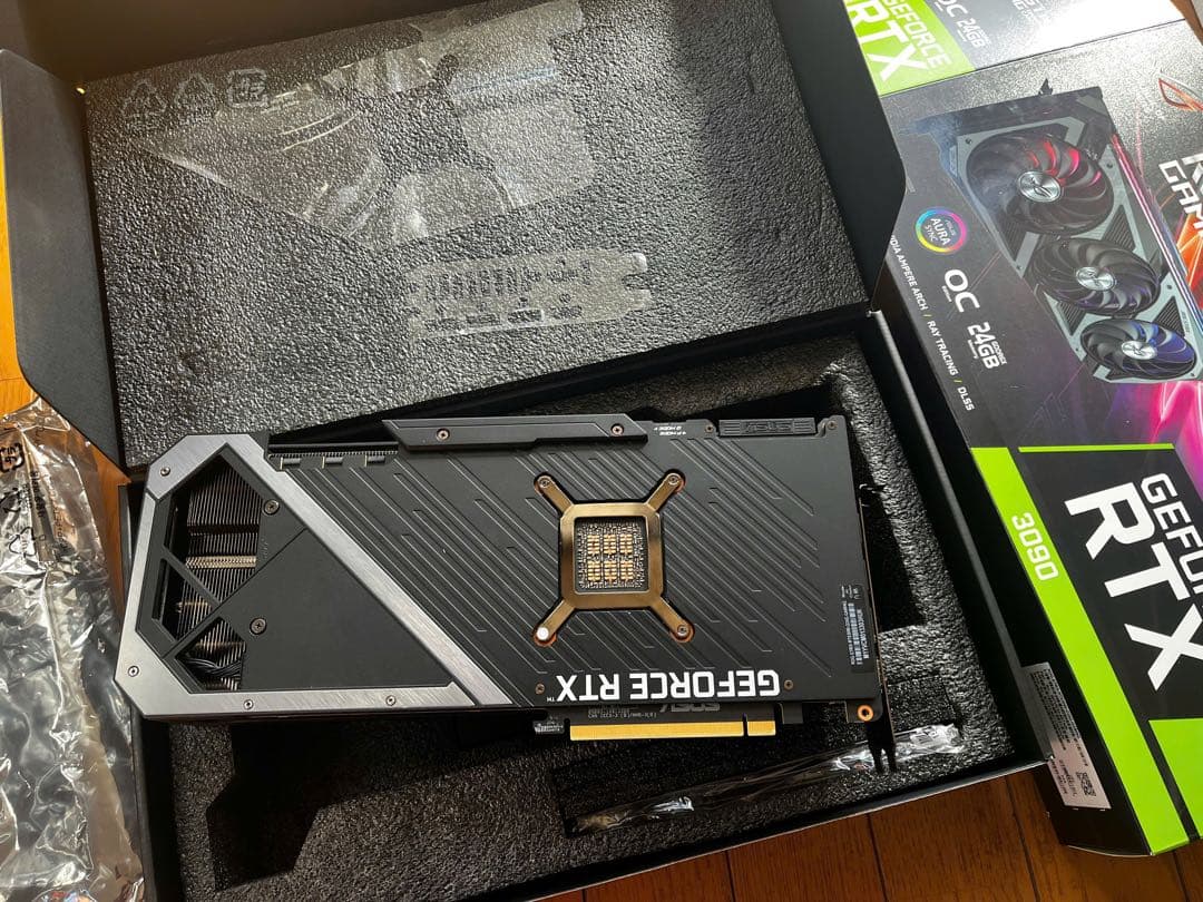 グラフィックボード・グラボ・ビデオカード Asus Rog Strix RTX3090 24GB OC