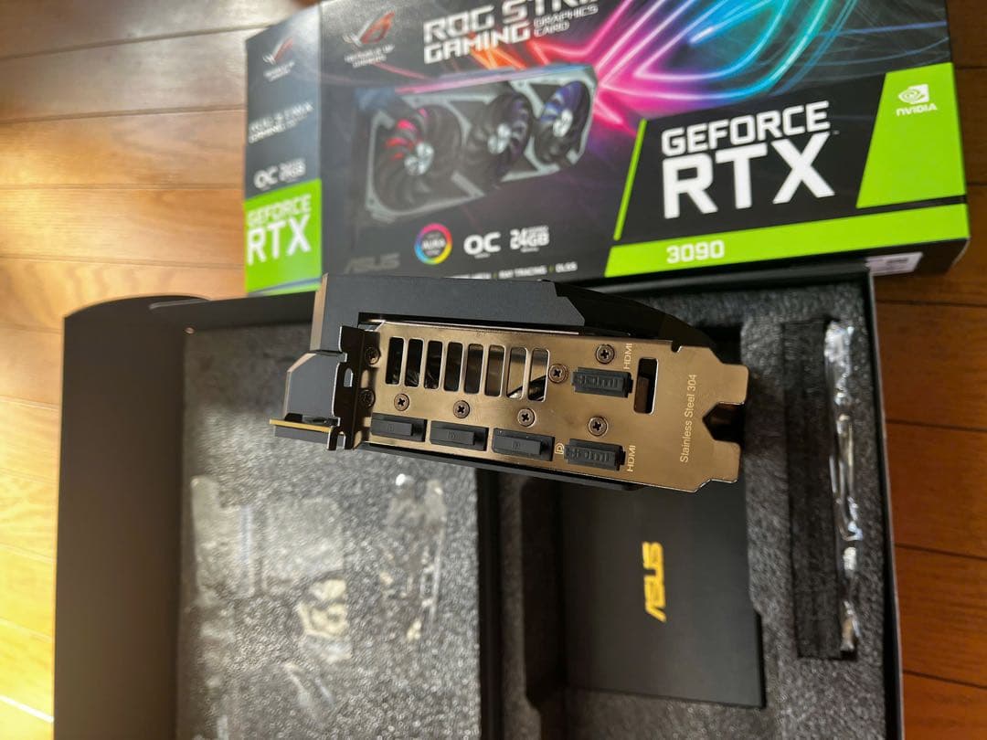 グラフィックボード・グラボ・ビデオカード Asus Rog Strix RTX3090 24GB OC