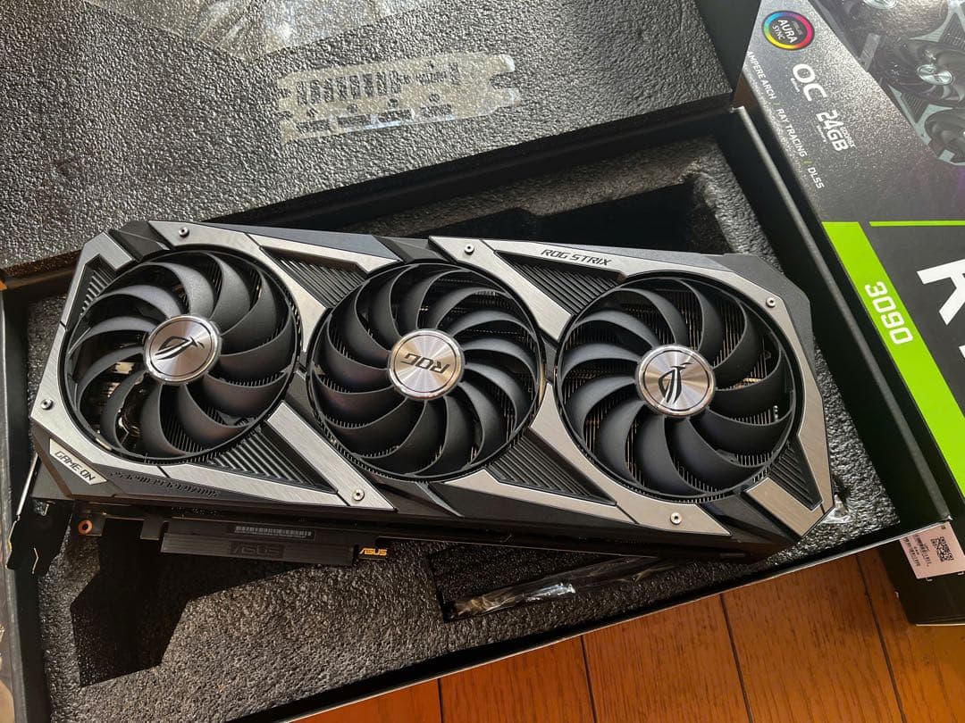グラフィックボード・グラボ・ビデオカード Asus Rog Strix RTX3090 24GB OC