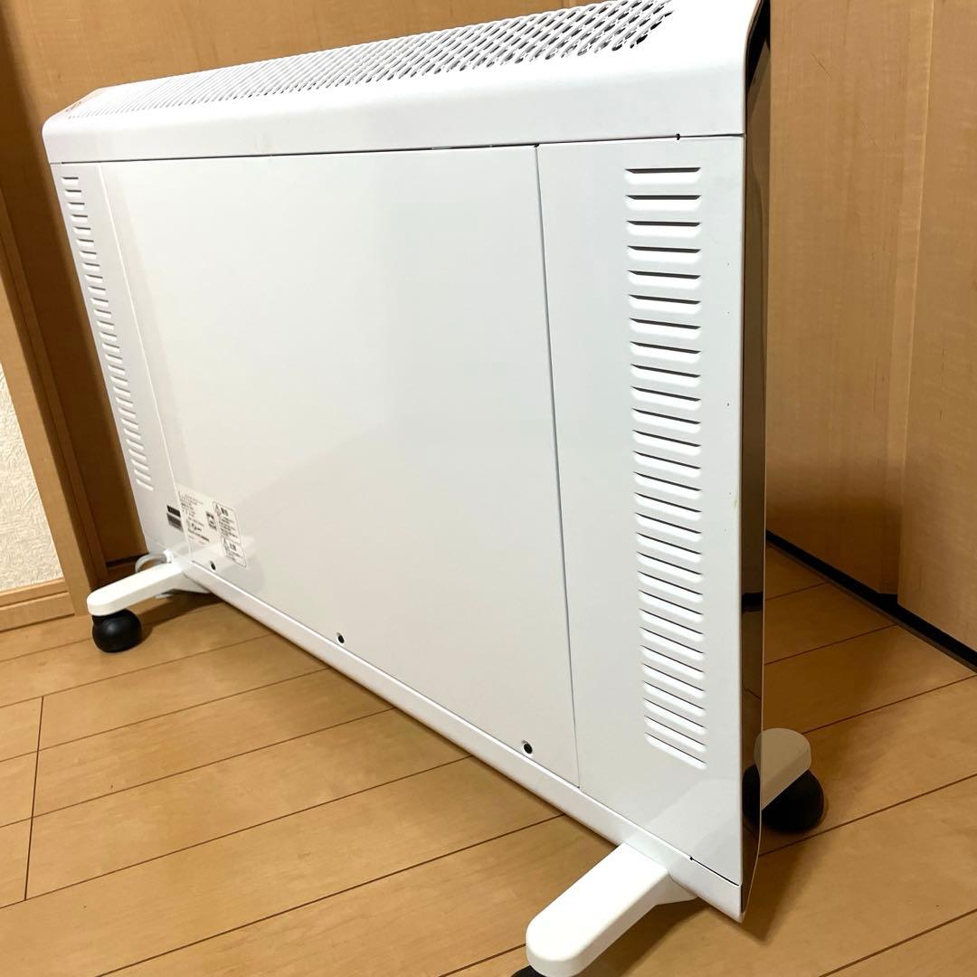 #657 DeLonghiデロンギ　HXJ60L12 （ホワイト）