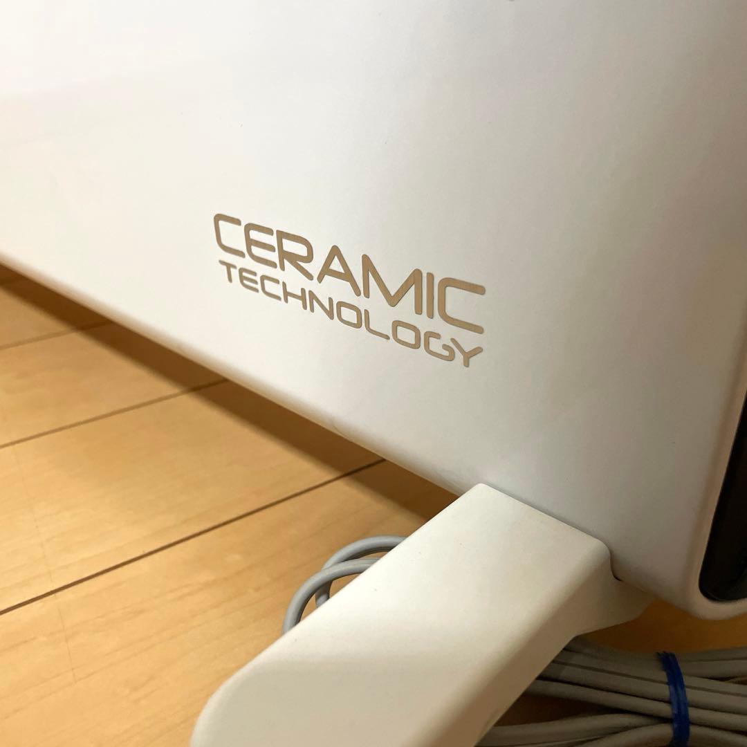 #657 DeLonghiデロンギ　HXJ60L12 （ホワイト）