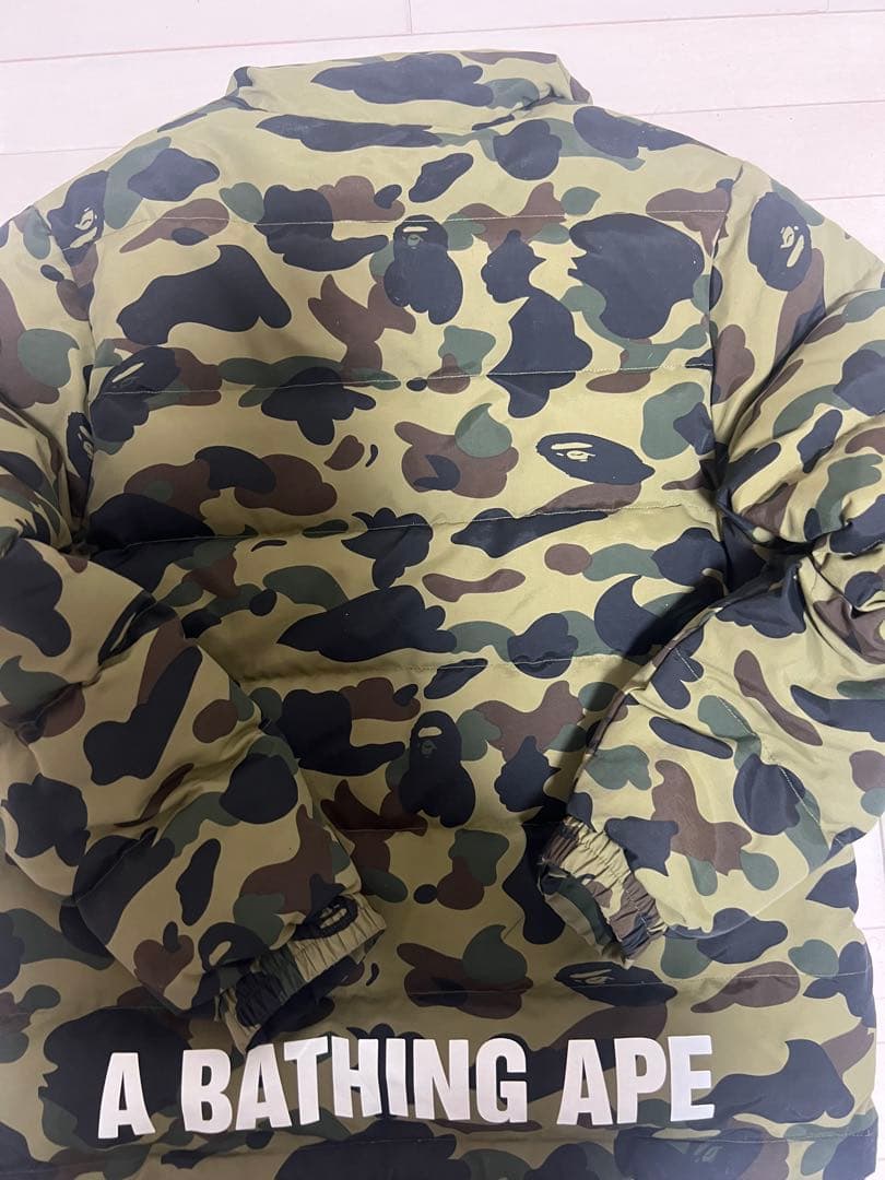 A BATHING APE 迷彩 ダウンジャケット