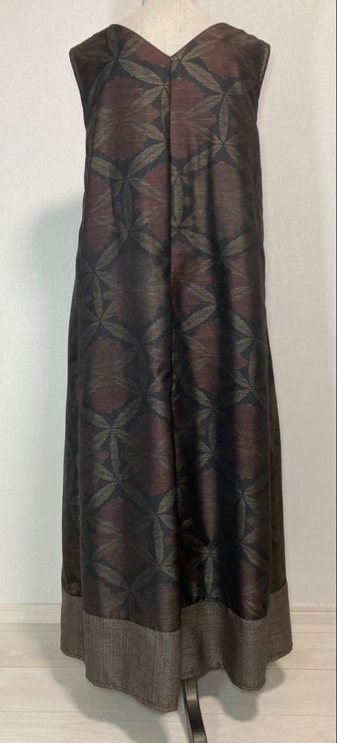 着物リメイク　大島紬裾切り替えロングフレアワンピース（後ろVネック）着丈125㎝