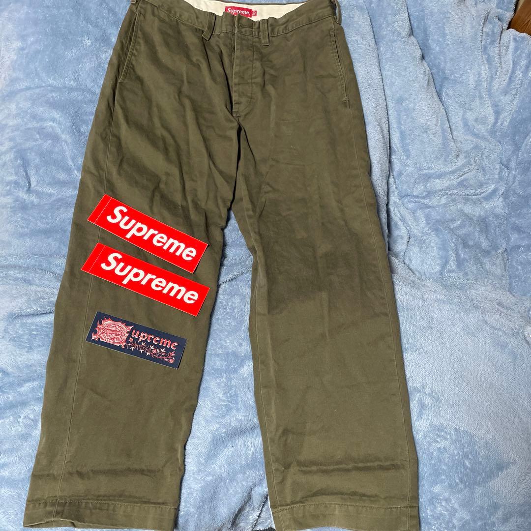シュプリームsupreme チノパン30 オリーブ　ステッカー付き