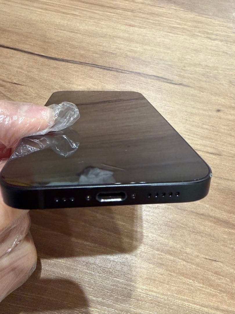 Apple iPhone16e128GBブラック